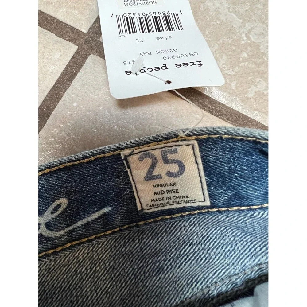 Free People Women 25 Blue Byron Bay Regular Mid Rise Denim Distressed Shorts New
